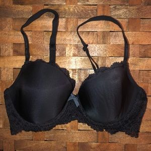 black victoria’s secret bra